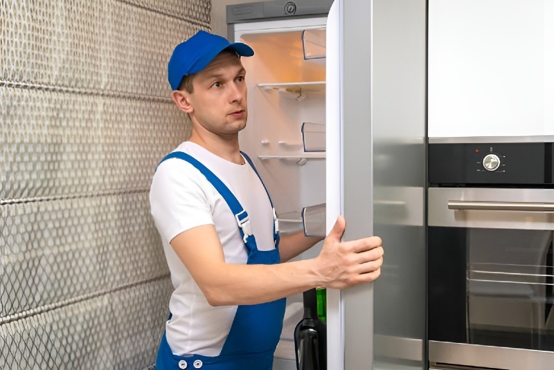 Refrigerator repair in Del Dios